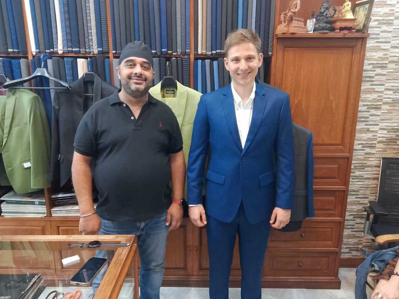 A.Moda tailoring gallery 28